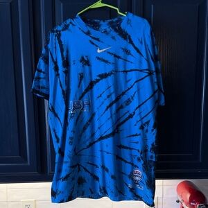 Nike Blue and Black Tie-Dye USA Basketball Tee Men’s Large